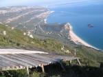 Paragliding Fluggebiet Europa » Portugal,Sesimbra,in Arrabida (Sesimbra Richtung Setubal) gibt es noch einige Startplätze Richtung S-SO
... auch für Drachen