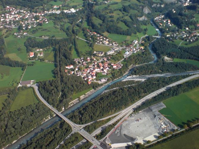 Blick auf Fürstenaubruck, Hier fliesst die Albula in den Hinterrhein (15.09.07)
