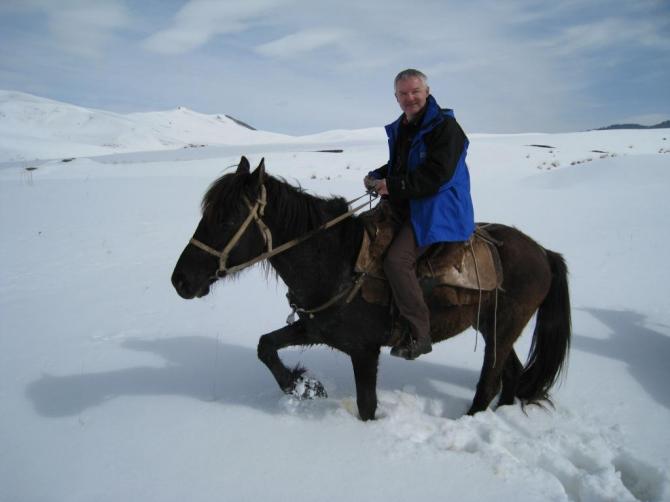 Karakol ist auch ein Ausgangspunkt fuer ein-oder mehrtaegige Reitausfluege

Foto Andrea Inglin, 9.3.2008