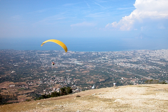 Start am Omblos mit Blick auf Patras.