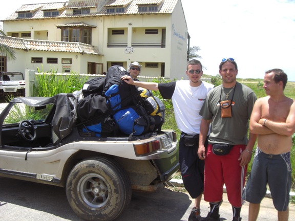Vor dem Beachhouse von  Hans und Transport-buggy
Foto 20.02.2008