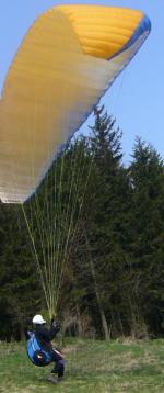 Paragliding Fluggebiet Europa » Deutschland » Sachsen,Fichtelberg,Start auch in der Schneise weiter unten noch möglich-weniger Seitenwind!