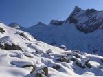Paragliding Fluggebiet Europa Österreich Tirol,Wildkarspitze,noch 2 Stunden bis oben , aber herrlicher Schnee, runter gehts dann halb fliegend , halb tiefschneefahrend, slow-snow-flying statt speedgliding!