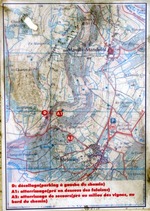 Uebersichtskarte Fluggebiet mit Startplatz (D), regulärem Landeplatz (A1) und Notlandeplatz (A2)
©www.wurtz.ch