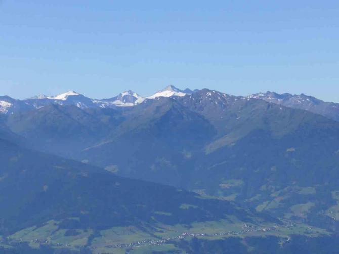 Schwarze Wand Olperer