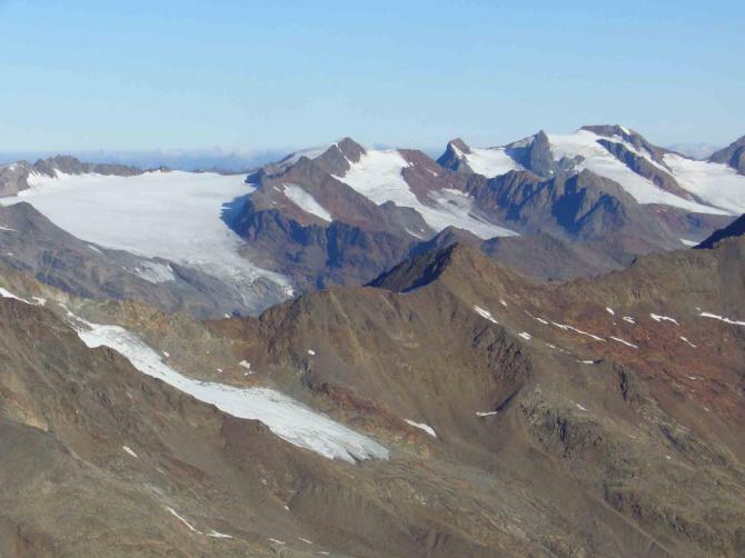 Gipfelblick auf die Ötztaler mit Kreuzspitze