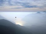 Paragliding Fluggebiet Europa » Italien » Trentino-Südtirol,Monte Stivo bei Arco,Abendlicher Blick vom Monte Stivo mit Inversion und Dunst