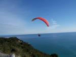 Paragliding Fluggebiet Europa » Italien » Ligurien,Noli,Soaren überm Start.