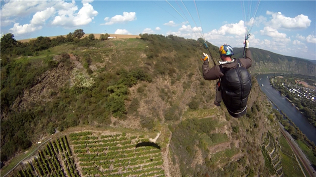 Toller Flugtag zur Eröffnung des Tazelwurmwegs 
am 4-Sept.2011
Bildauschnitt 
Aufgenommen mit der neuen  Verfolgerkamera Panoflyer
von: www.freiflieger.eu
Bild: Ralf Münch