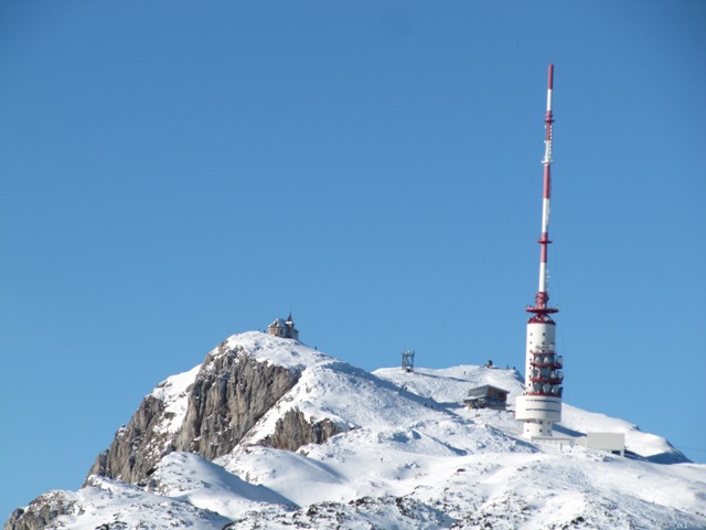 Wunderschöner Wintertag am 12er Nock. Es gilt den Gipfel des Dobratsch (2166m) zu überfliegen! Viel Erfolg wünscht Obste!