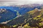 Paragliding Fluggebiet Europa » Italien » Trentino-Südtirol,Sasso Pordoi,Blick vom Sasso Pordoi zum Col Rodella und Richtung Campitello