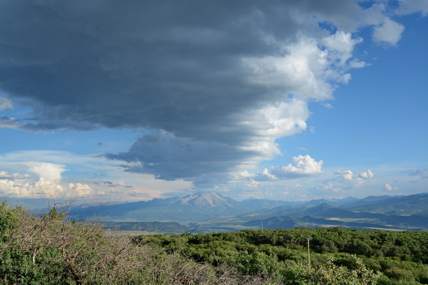 Lookout Mtn: Wolkenstrasse Richtung Aspen