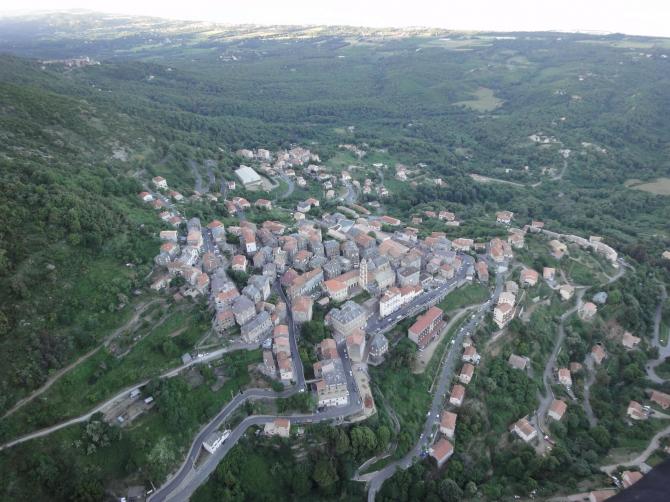 Cervione auf dem Weg zum Landeplatz. 04.06.2010, 20:00 Uhr.
