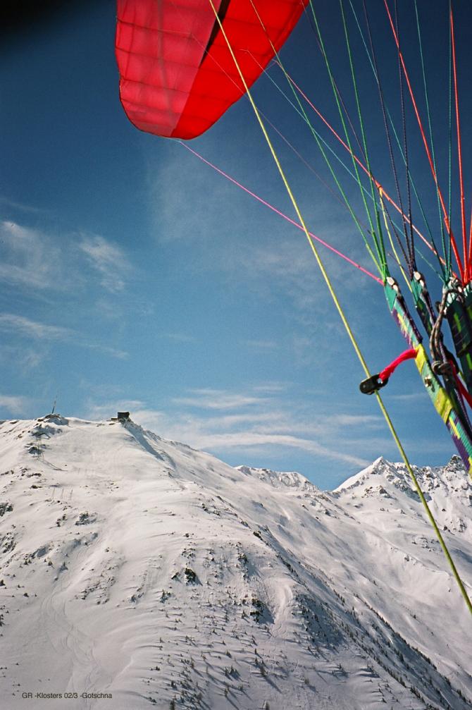 Der Nordstart befindet sich fast unmittelbar rechts der Bahnstation