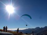 Paragliding Fluggebiet Europa » Schweiz » Graubünden,Schiahorn,Herbstliches soaren am Bräma. Perfekter Tag, danke Peter A. für das stylische Foto.
