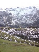 Paragliding Fluggebiet Europa » Schweiz » Obwalden,Fürenalp - Engelberg,Blick vom Startplatz zur Bergstation der Führenalp-Bahn(08.11.2009)