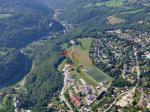 Paragliding Fluggebiet Europa » Frankreich » Rhone-Alpes,Chamrousse,LZ St.Martin d'Uriage:
sieht zwar recht gross aus, ist aber wegen der vielen Zäune recht anspruchsvoll!