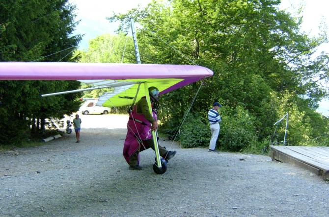 kurz vorm Rampenstart,
http://www.youtube.com/watch?v=F62fIqma0cg