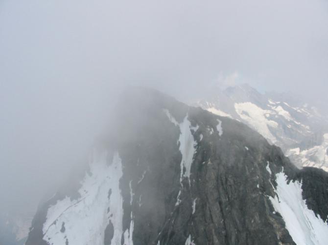 Nach langem Anflug den Eiger überhöht !!!