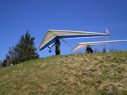 Gaisberg Weststart, Pilot Sigi vom www.wingover.at Team beim Start