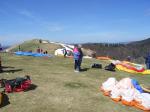 Paragliding Fluggebiet Europa » Frankreich » Elsass,Petit Drumont,start und wartephase der wettkampf und freifliegerpiloten