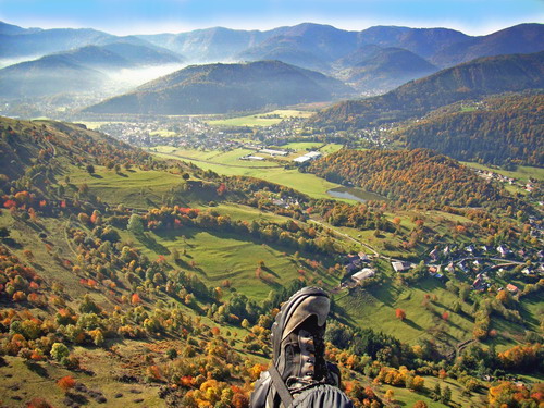Herbstflug am Treh. Die Farben zu dieser Jahreszeit sind wirklich toll und man kann noch schöne Thermikflüge machen.