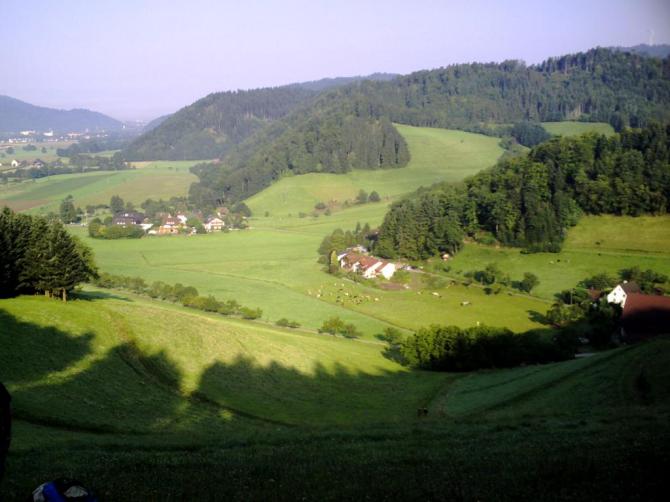 Der Übungshang der Flugschule bei Freiburg
