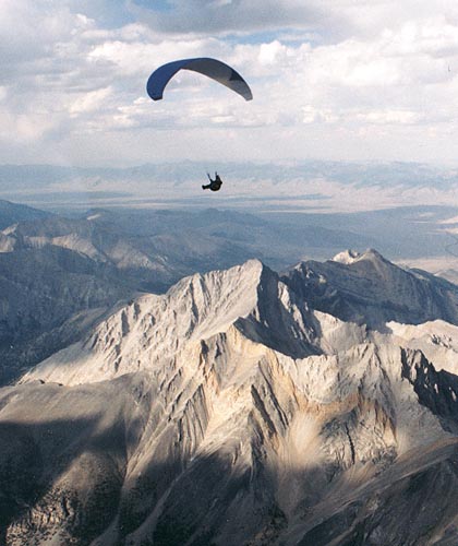 Hier befindet sich ein Flugschüler über dem höchsten Berg Idahos (Mt.Borah - 35 Meilen nordwestlich).
