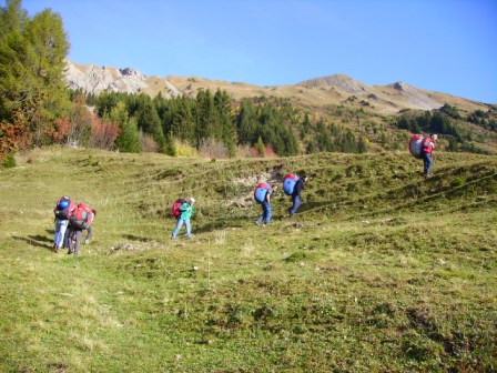 Flugschüler auf dem Weg auf die Gummen...
Foto by Vaudee