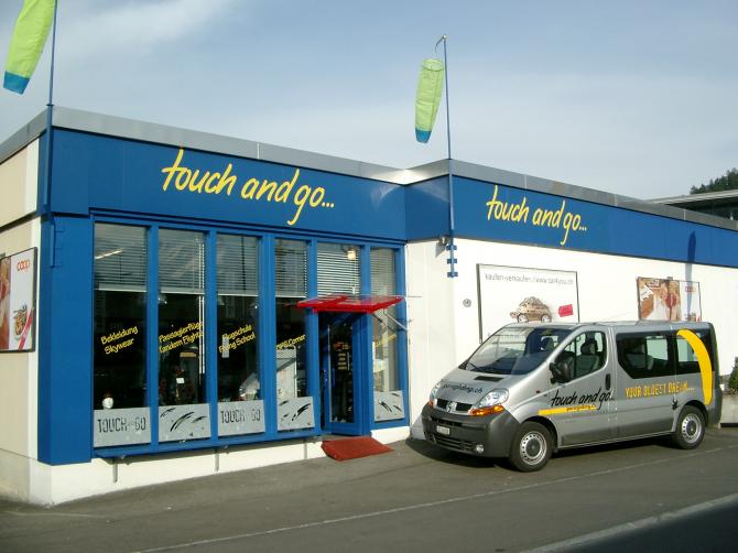 Flugschule touch and go in Brunnen
Parkstrasse 4 6440 Brunnen
www.paragliding.ch