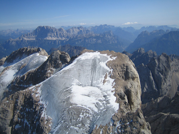 Im Anflug auf die Marmolada