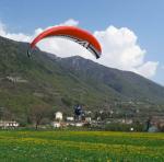 Paragliding Reise Bericht ,Bassano,Klaus im Landeanflug