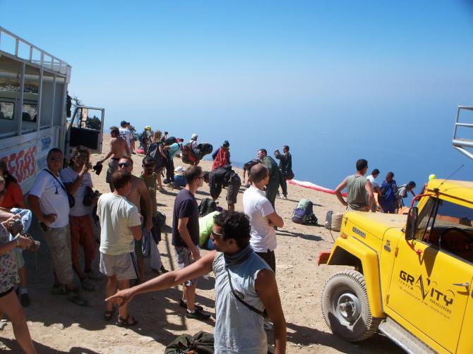 Gedränel am Startplatz auf 1700 m